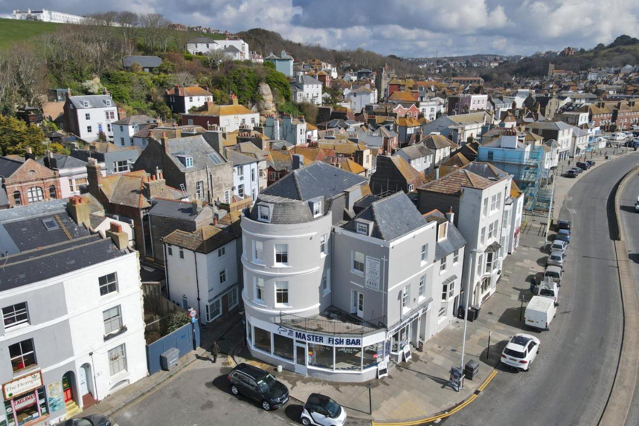 Master Accommodation Suite 2 Sea View With Balcony Hastings Bagian luar foto