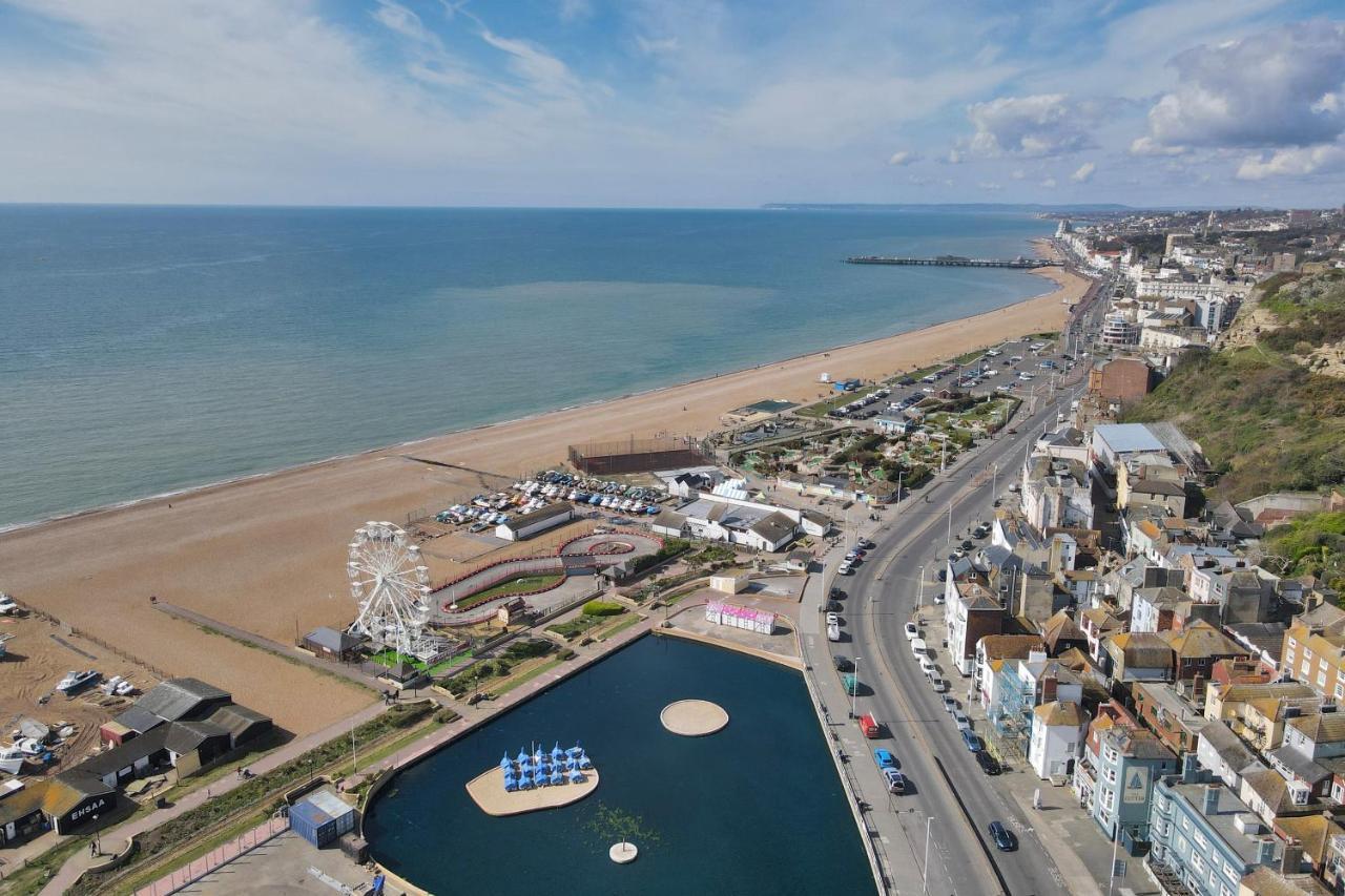Master Accommodation Suite 2 Sea View With Balcony Hastings Bagian luar foto