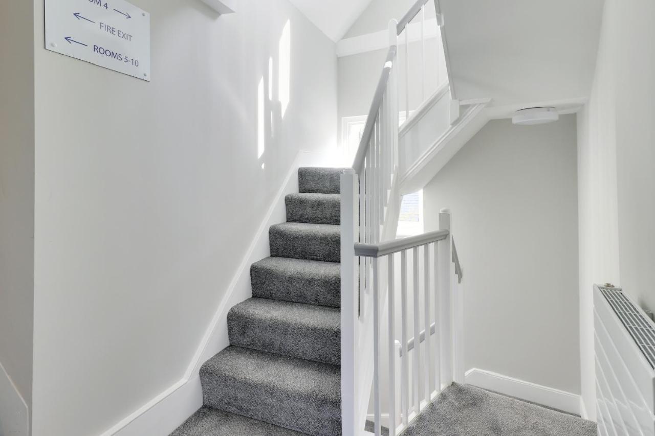 Master Accommodation Suite 2 Sea View With Balcony Hastings Bagian luar foto
